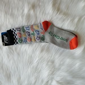 FBF Original Never Give Up Socks.